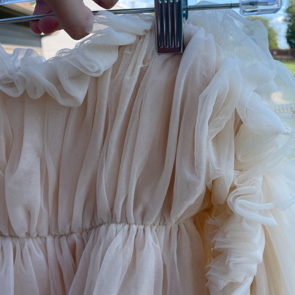 Peach flowy mesh babydoll dress with ruffles - Picture 7 of 9